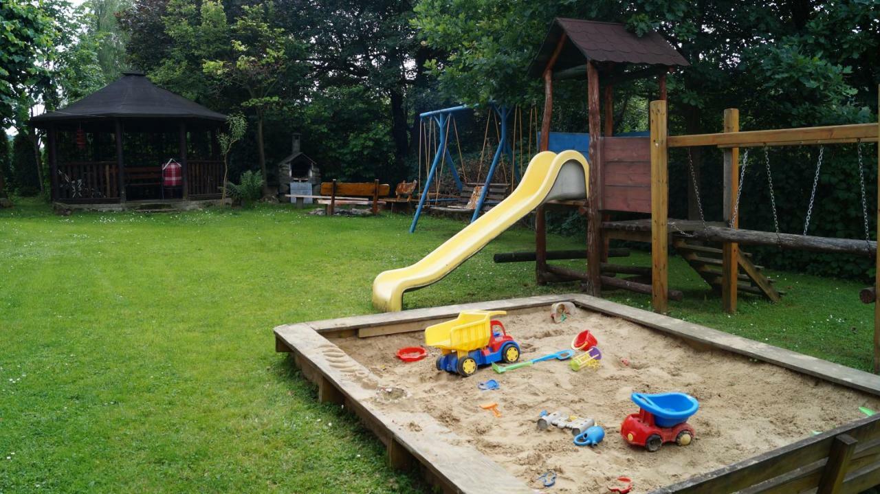 Agroturystyka Stokrotka Rymanów-Zdrój Esterno foto